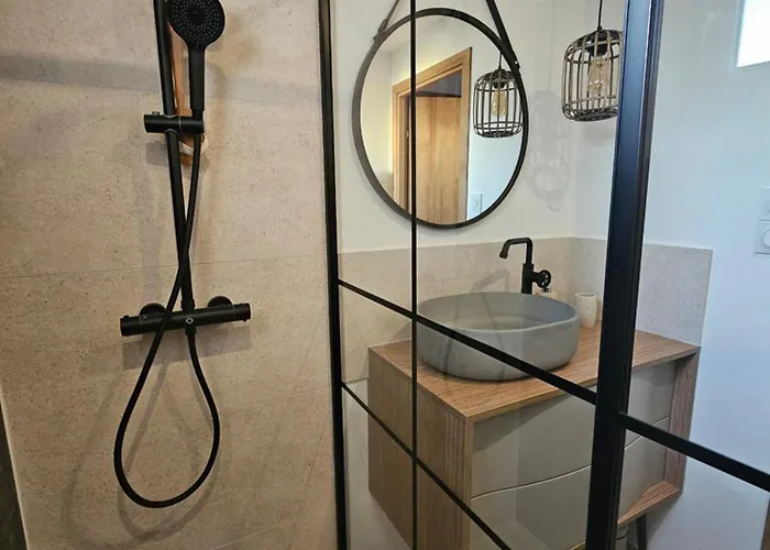 Bel Sur Le Port Avec Jardin Appartement *